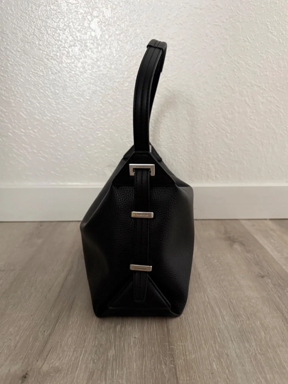 Calvin Klein Women’s Black pebbled Faux Leather Purse NWOT - Picture 5 of 15